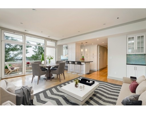 The Mariner Condominiums unit 203, Boston, MA 02109 - photo 1