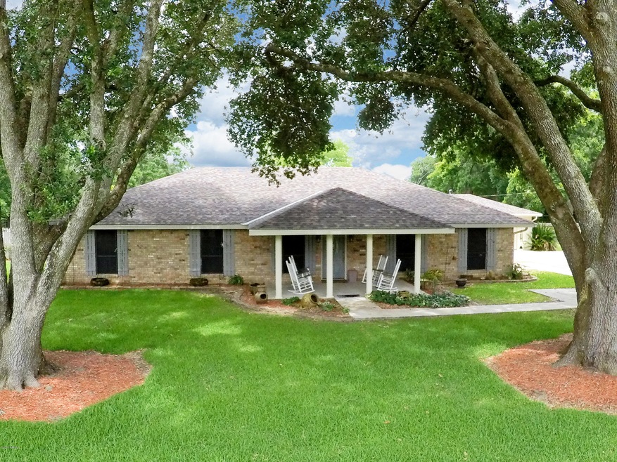 Front03 Center Pole Mount