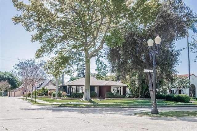 Beautiful Floral Park Scene w/ Grassy Median, Hist