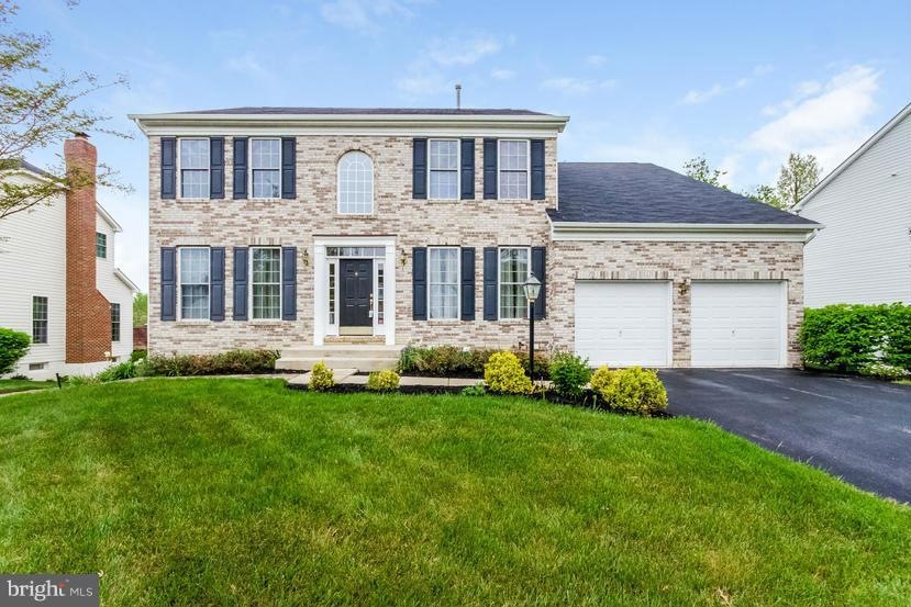 1522 Star Stella Dr, Odenton, MD 21113 - photo 1