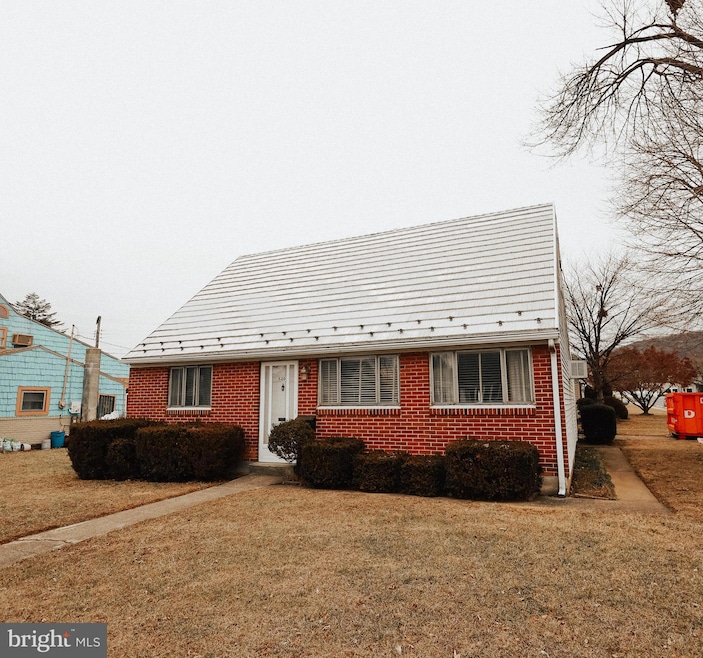 5201 Leesport Ave, Temple, PA 19560 - photo 1