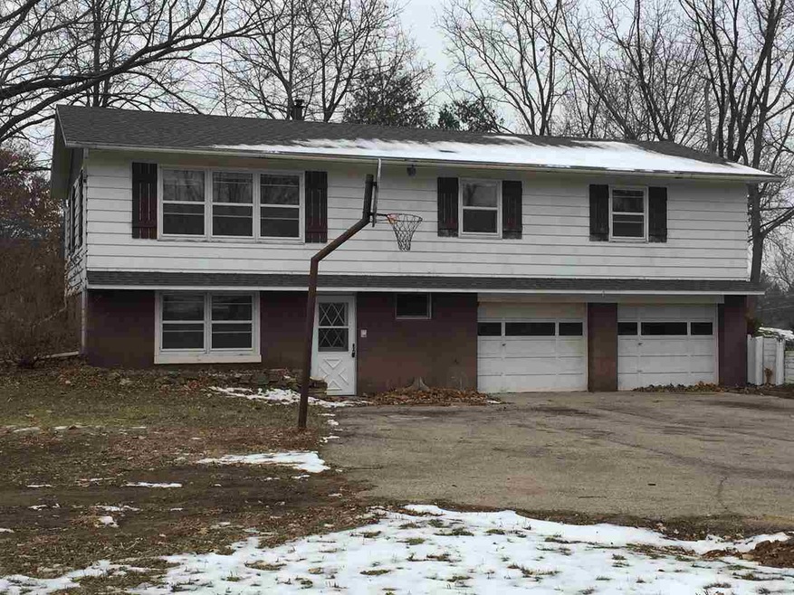 4243 Mahoney Rd, Mc Farland, WI 53558 - photo 1