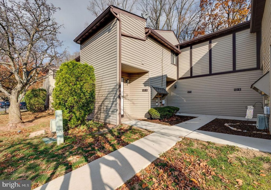 52 Holly Dr unit 4, Reading, PA 19606 - photo 1