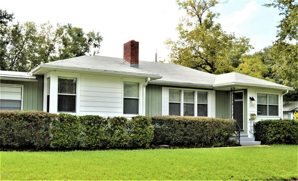 3692 Hollingsworth St, Jacksonville, FL 32205 - photo 1