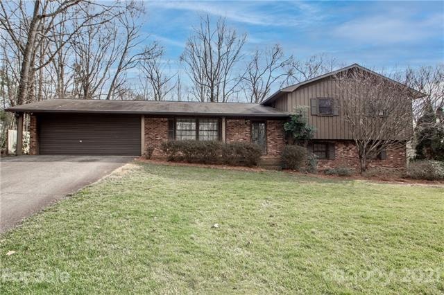 2512 Heritage Cir, Statesville, NC 28625 - photo 1