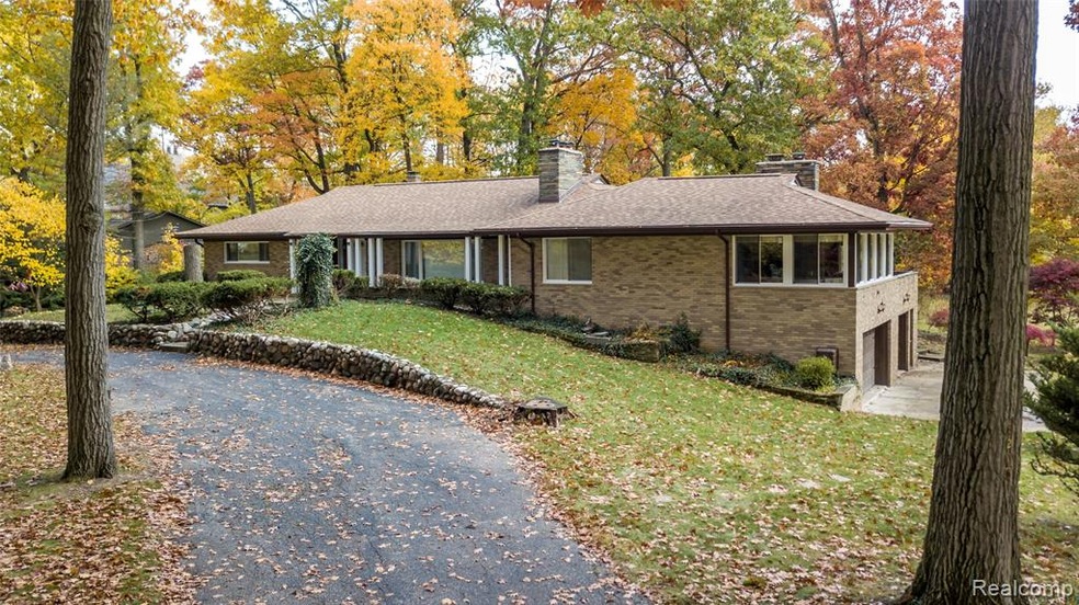 6205 Norham Road, Bloomfield Hills, MI-1.jpg-FULL