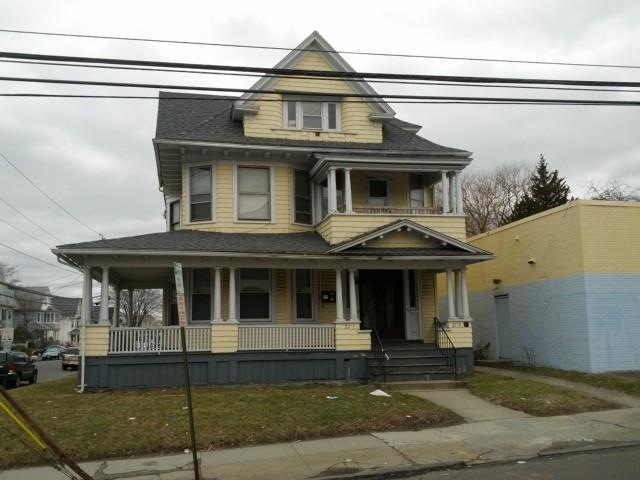2717 Main St unit 2, Bridgeport, CT 06606 - photo 1