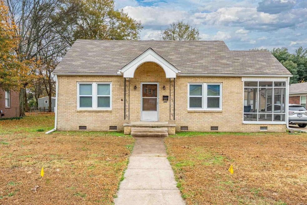511 E Sullenberger Ave, Malvern, AR 72104 - photo 1