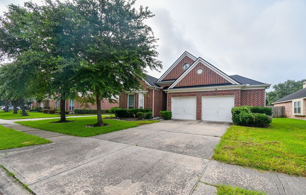 22039 Canyonwood Park Ln, Richmond, TX 77469 - photo 1