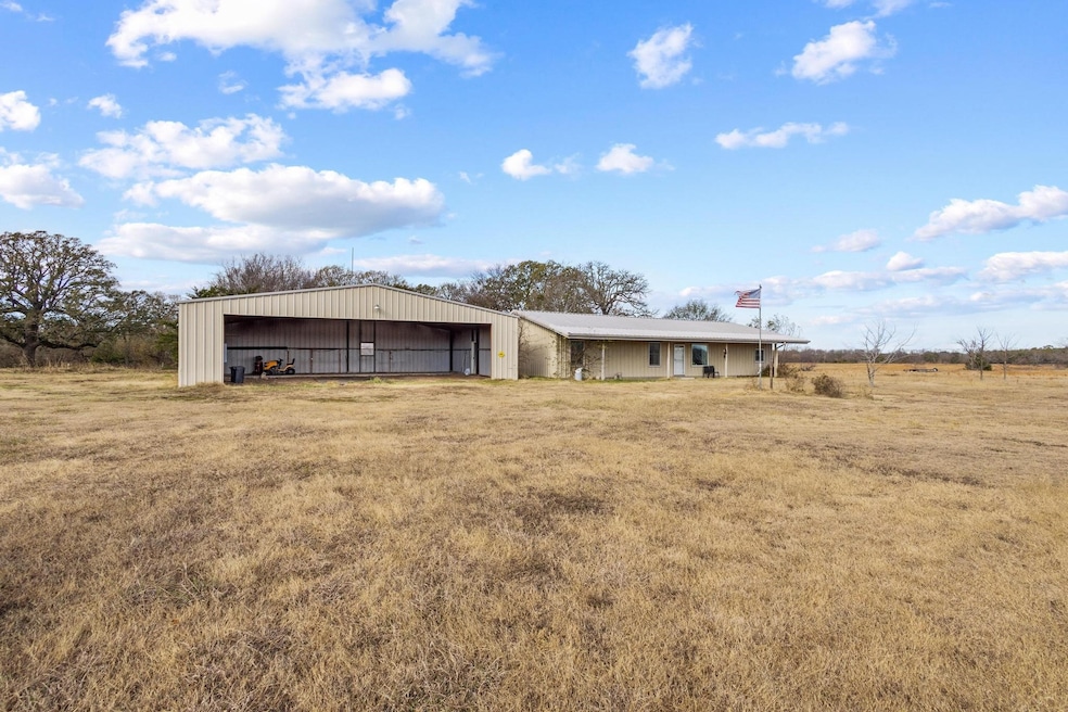 1841 County Road 36080, Honey Grove, TX 75446 - photo 1