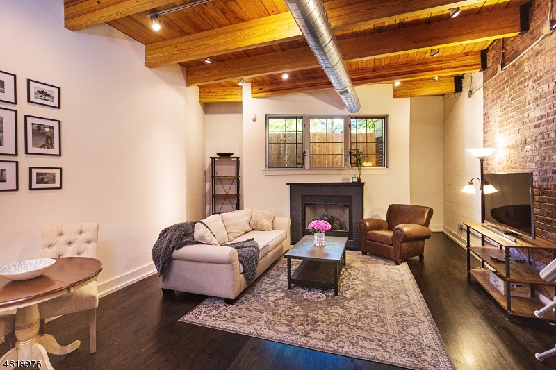 25 Clark St unit 301, Glen Ridge, NJ 07028 - photo 1