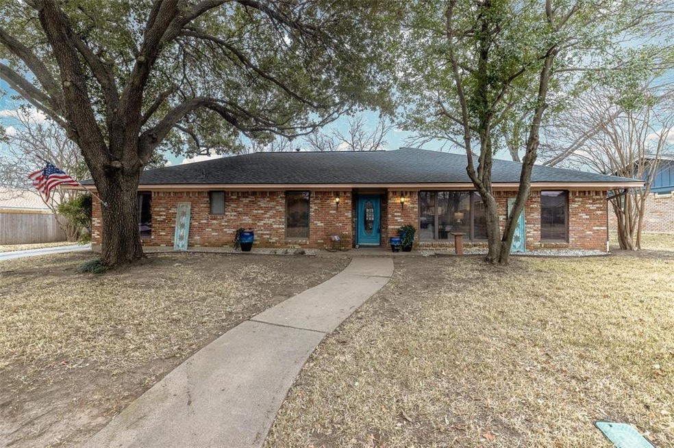 325 Brookview Dr, Hurst, TX 76054 - photo 1