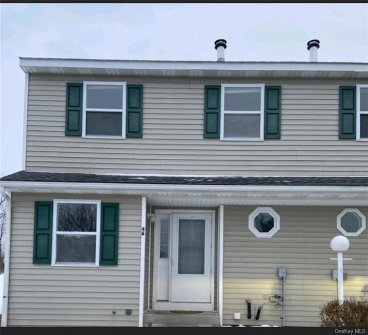 99 Boniface Dr unit 4A, Pine Bush, NY 12566 - photo 1