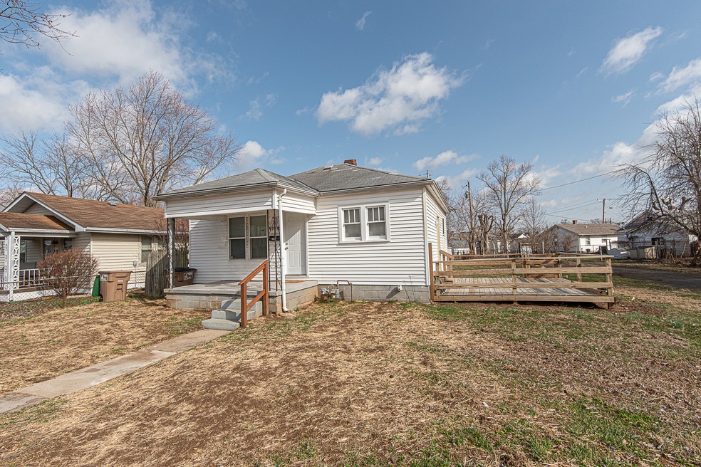 1792 Wallace Ave, Columbus, IN 47201 - photo 1