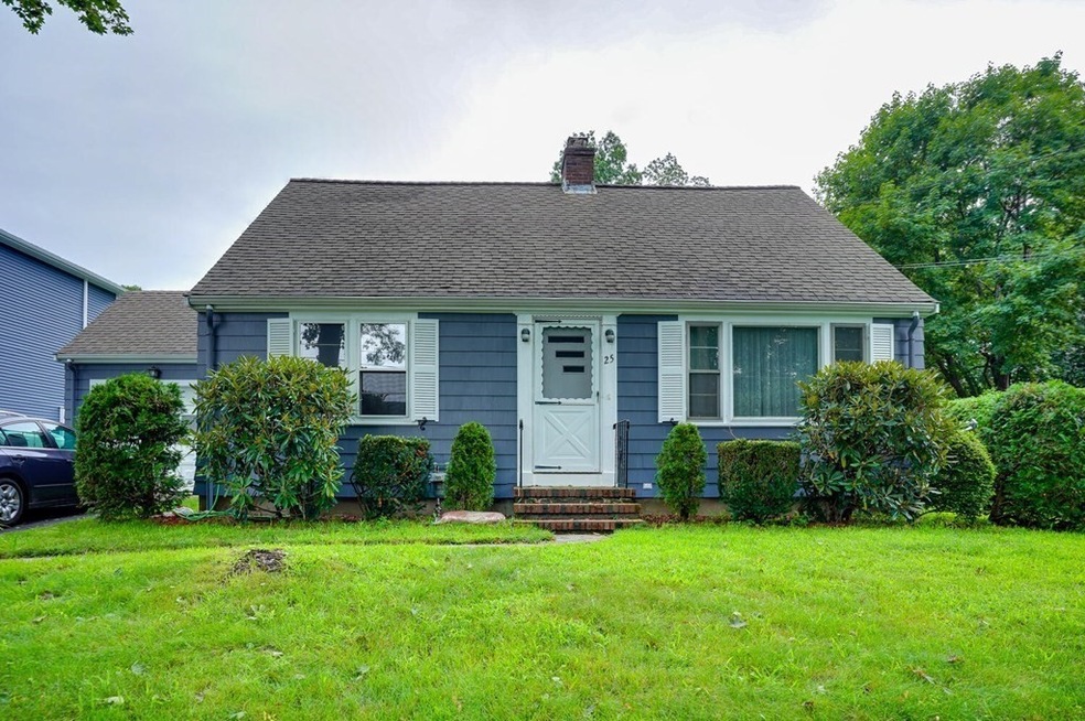 25 Bennett St, Hudson, MA 01749 - photo 1