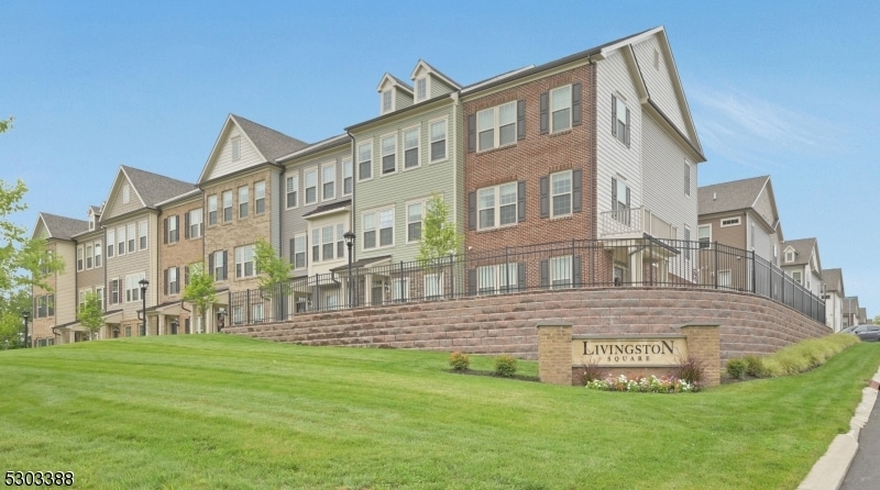 For Rent $5,300/month