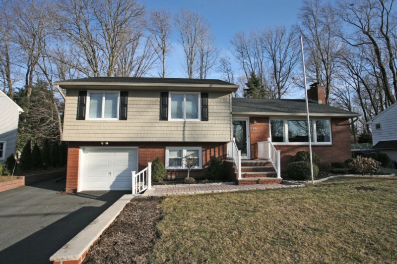 90 Ripplewood Dr, Lake Hopatcong, NJ 07849 - photo 1