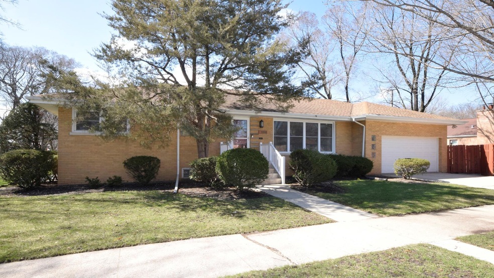 welcome to 200 Brown Ave; please click 