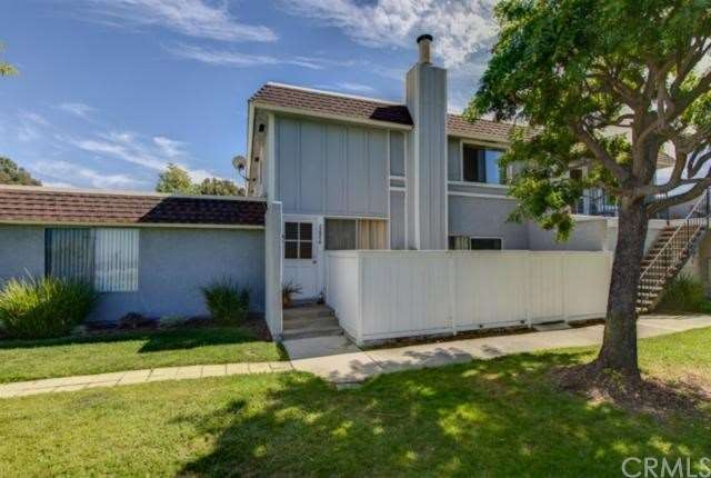 3 STEP UP ENTRY & ENCLOSED PATIO