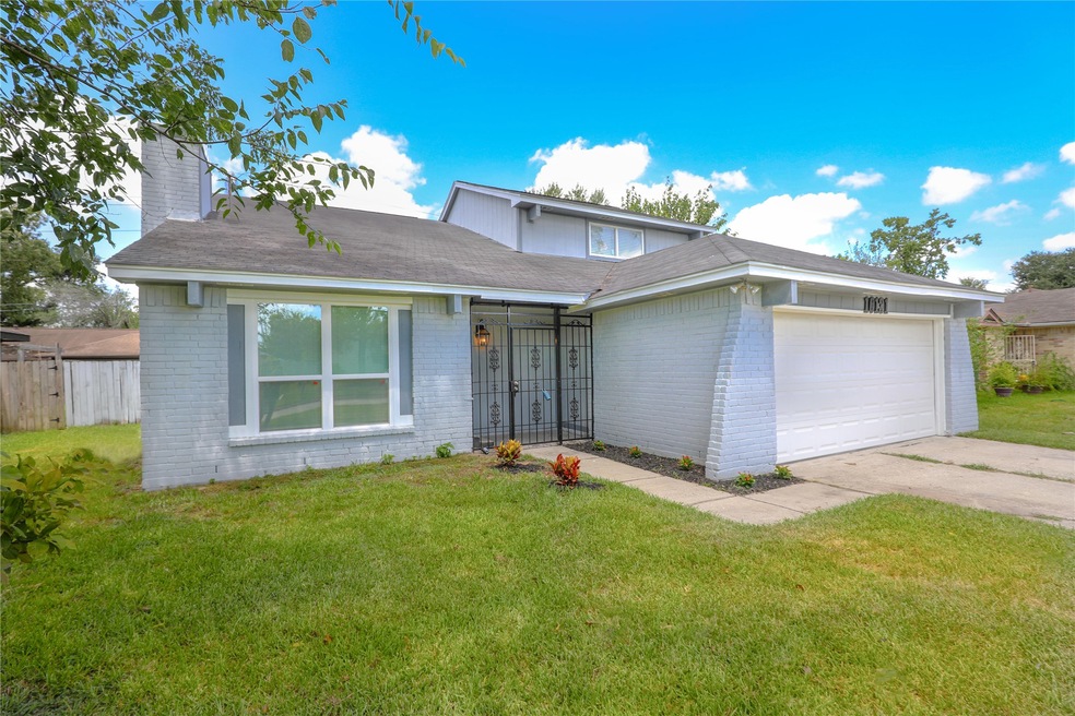 10131 Northview Dr, Houston, TX 77086 - photo 1