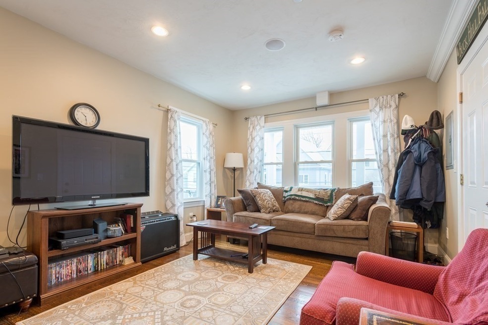 208 Cedar St unit 2, Somerville, MA 02145 - photo 1