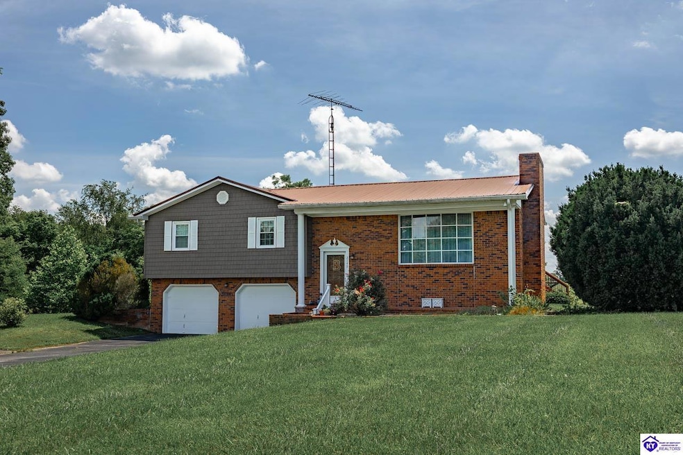 2149 Shrewsbury Rd, Leitchfield, KY 42754 - photo 1