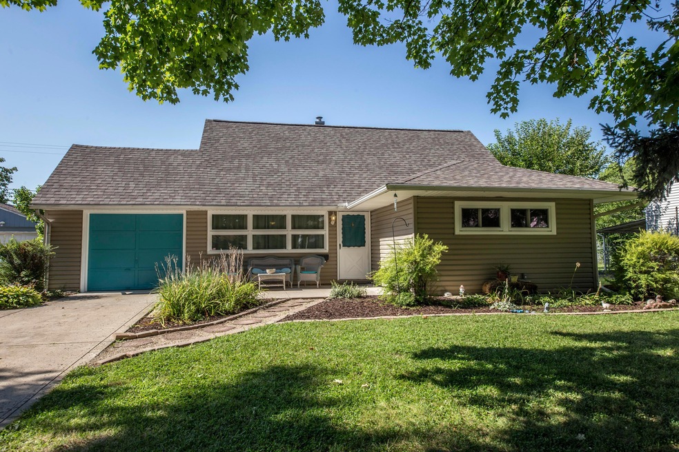 4009 Virginia Cir E, Columbus, OH 43213 - photo 1