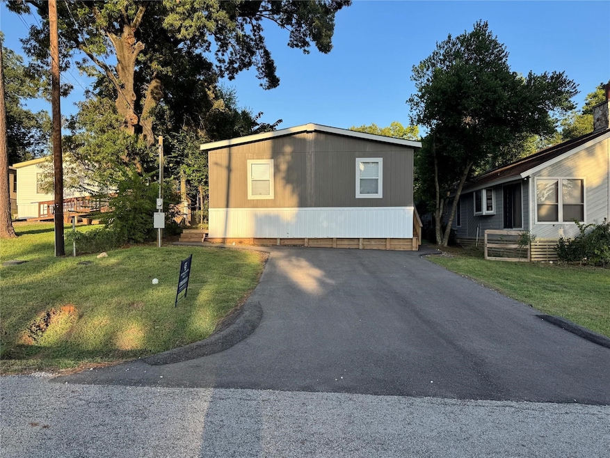 For Sale $190,000 • Co-Listing Agent