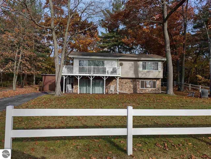 4285 E Sagabay Dr, Au Gres, MI 48703 - photo 1