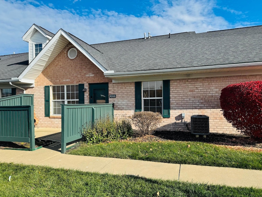 1006 Kingsbury Ct unit 1006, Newark, OH 43055 - photo 1