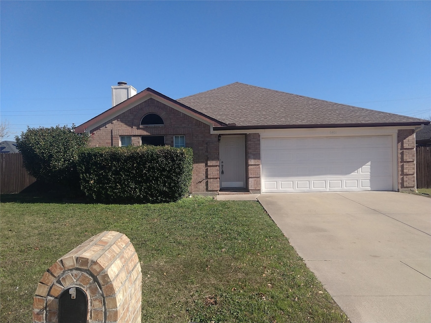 6401 Brookglen Dr, Arlington, TX 76018 - photo 1