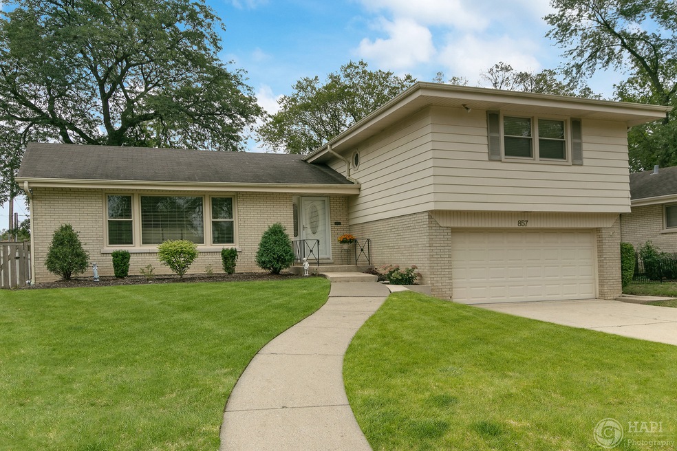857 S Kent Ave, Elmhurst, IL 60126 - photo 1