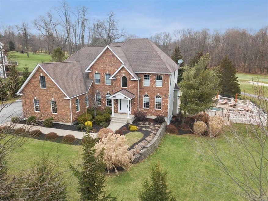 14 Saint Andrews Ln, Hopewell Junction, NY 12533 - photo 1