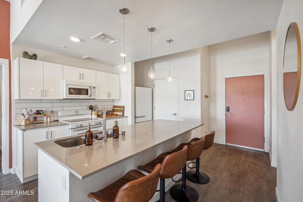 06-Kitchen