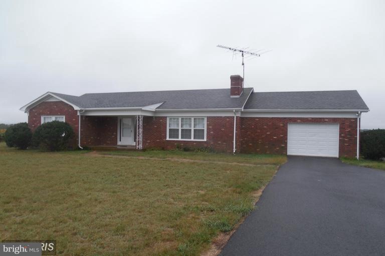 6686 Locust Dale Rd, Locust Dale, VA 22948 - photo 1