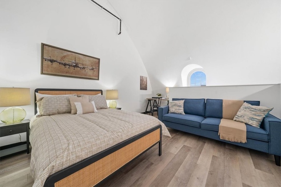 401 Olo St unit 26, Woonsocket, RI 02895 - photo 1