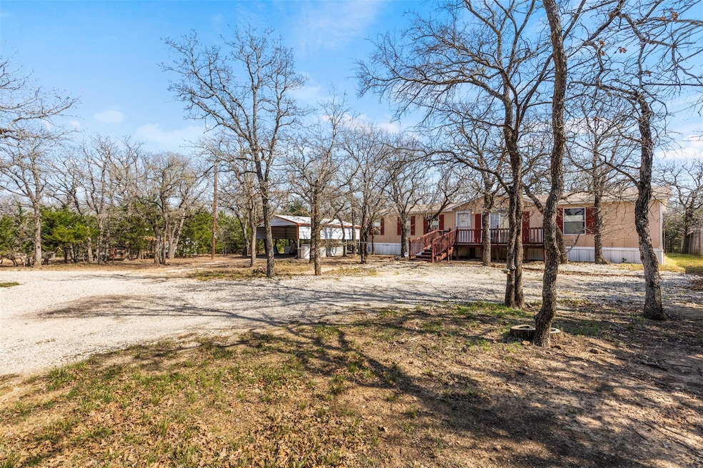 3313 Rolling Oaks Dr, Cleburne, TX 76031 - photo 1