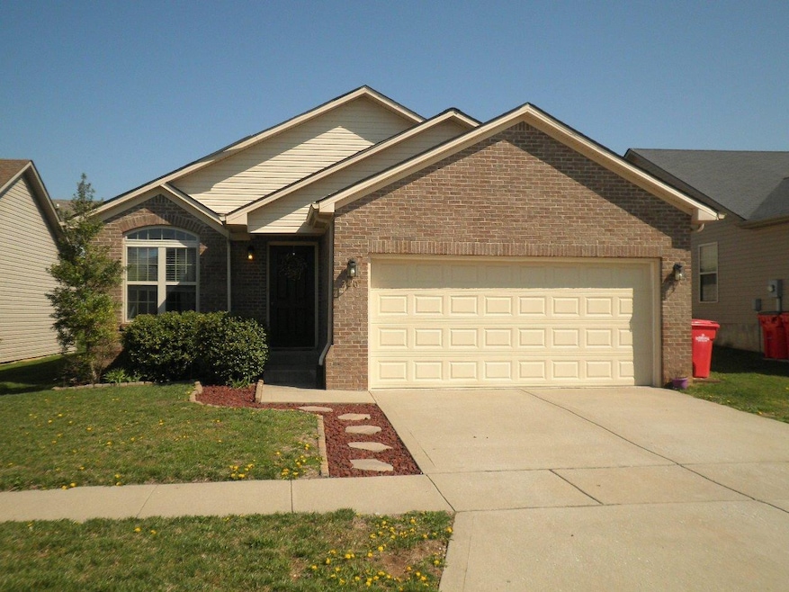 240 Palmer Dr, Frankfort, KY 40601 - photo 1