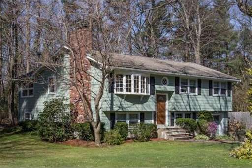 33 Lois Ln, Billerica, MA 01821 - photo 1