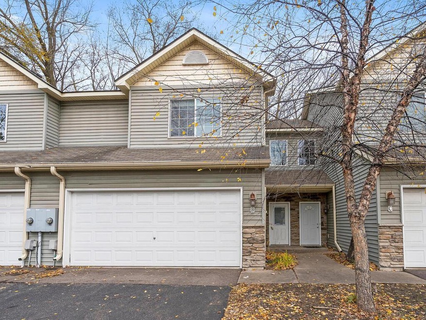 181 Larpenteur Ave E Unit B Maplewood MN 55117 USA