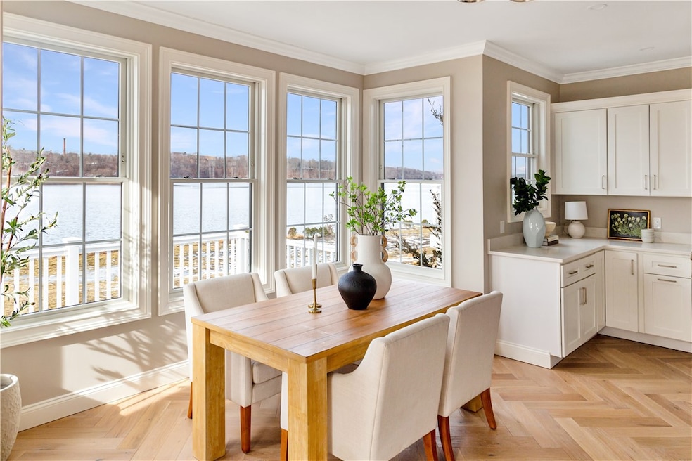 114 E Point Dr, East Providence, RI 02916 - photo 1