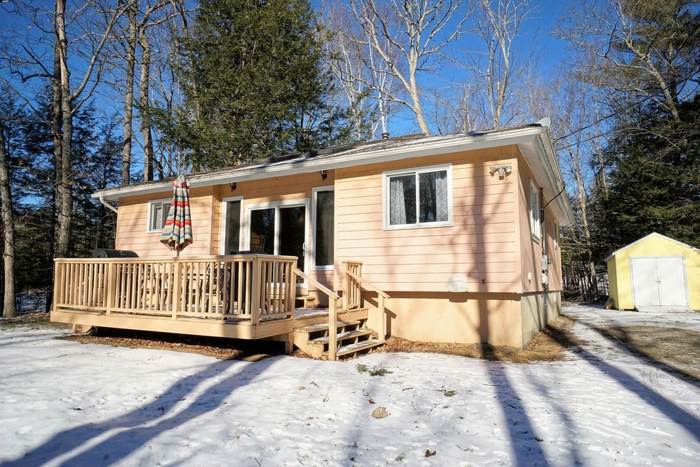 33 Amherst Dr, Center Barnstead, NH 03225 - photo 1