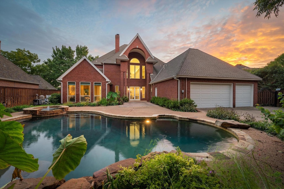 1002 Saddlebrook Dr, Colleyville, TX 76034 - photo 1