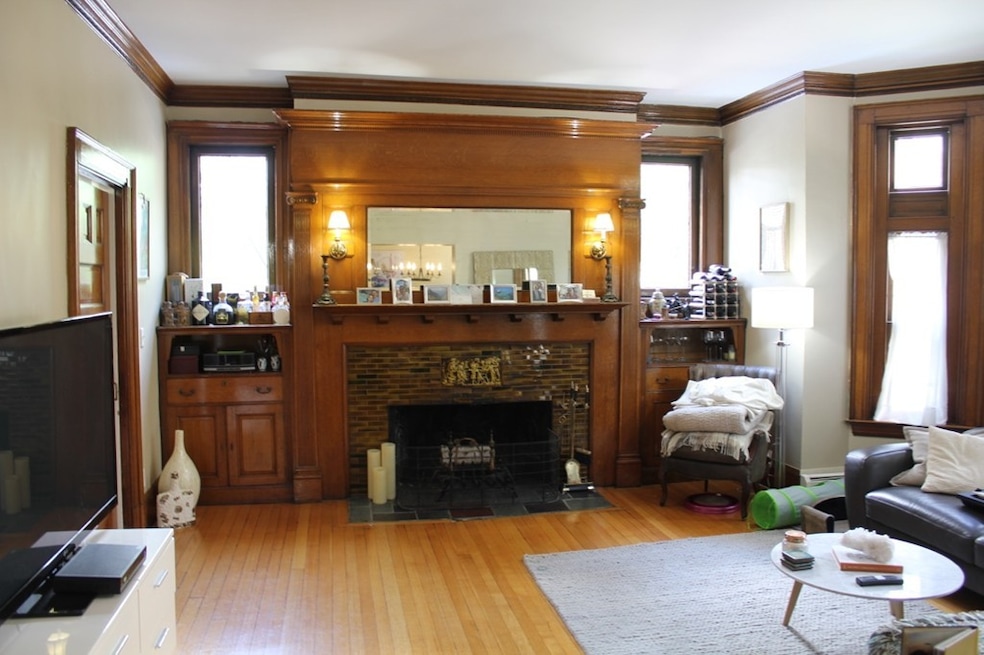 1774 Beacon St unit 2, Brookline, MA 02445 - photo 1