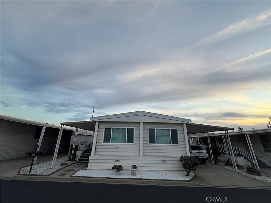 For Sale $215,000 • Co-Listing Agent