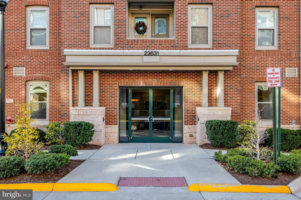 23631 Havelock Walk Terrace unit 404, Ashburn, VA 20148 - photo 1