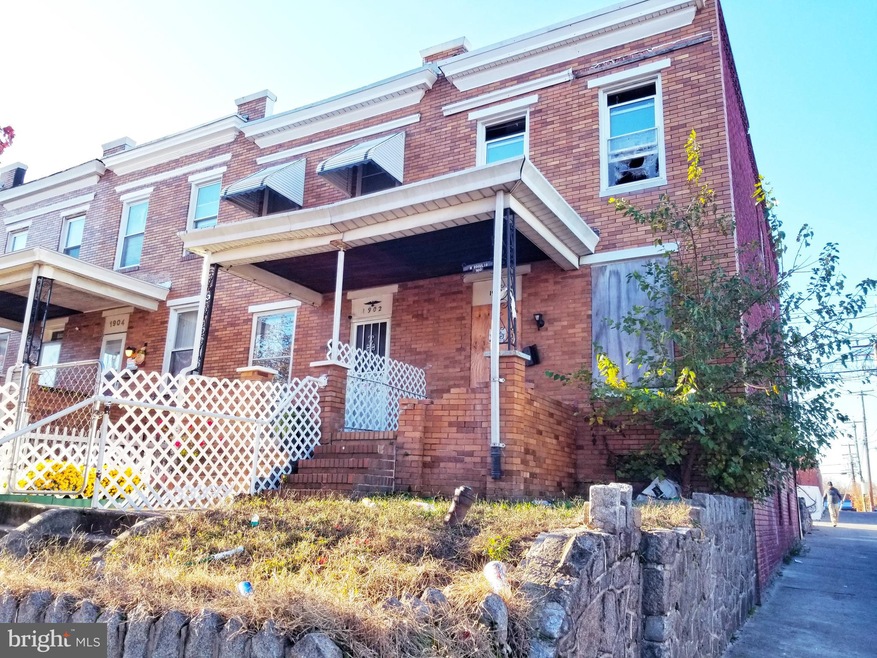 1900 Grinnalds Ave, Baltimore, MD 21230 - photo 1