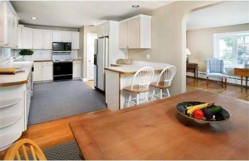 34 Cape Cod Ln, Milton, MA 02186 - photo 1