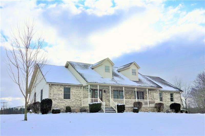 Enormous curb appeal!