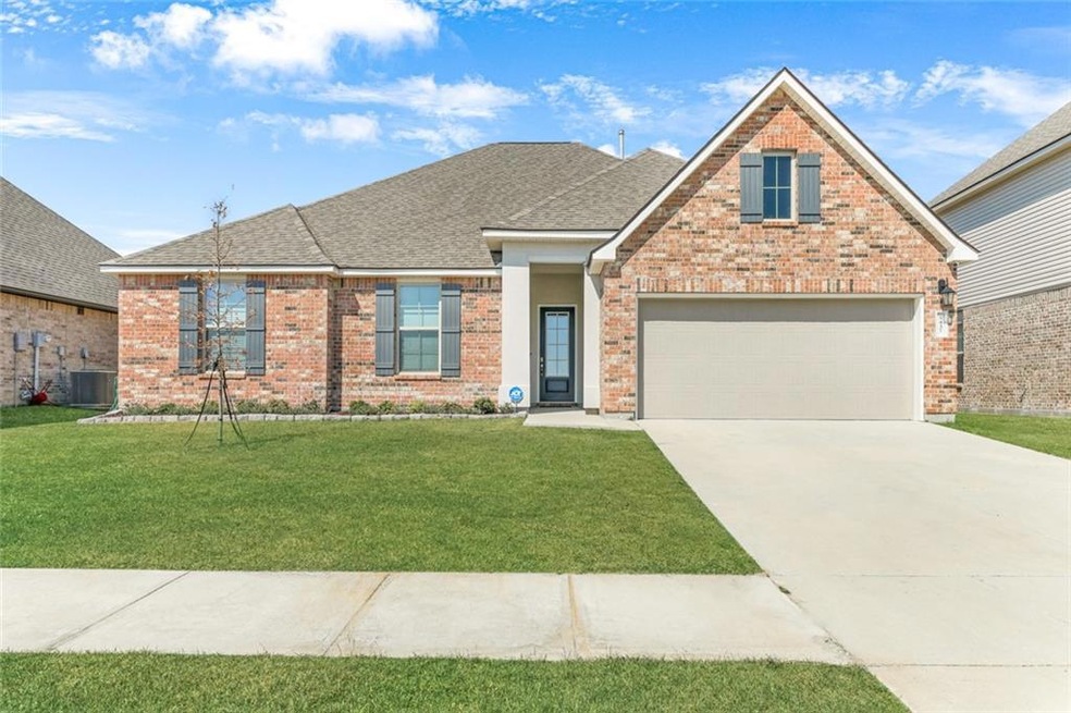 5437 Wake Reserve Rd, Slidell, LA 70461 - photo 1